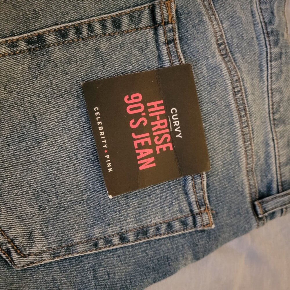 Jeans - Picture 3 of 4